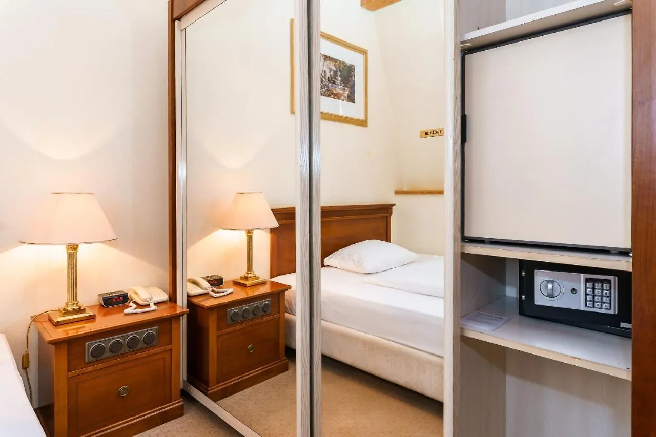 Spa Hotel Anglicky Dvur 카를로비바리